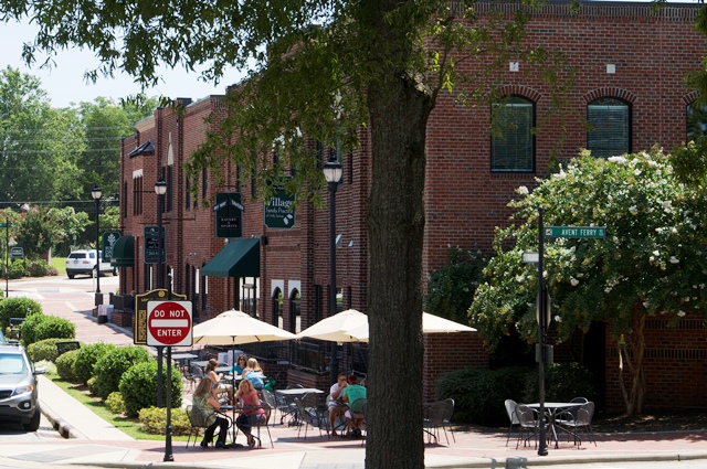 My Way Tavern has outdoor seating in downtown Holly Springs.